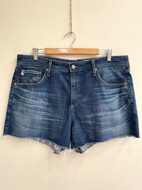 AG Hailey Cut-Off Ex Boyfriend Denim Jean Shorts Raw Hem Medium Wash Size 33